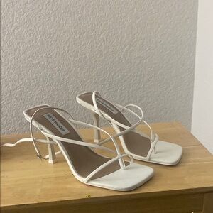 *NEW* Steve Madden Women's White Strappy Heels